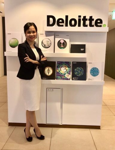Hoa đã học được gì ở công ty lớn như Deloitte khi khởi nghiệp?